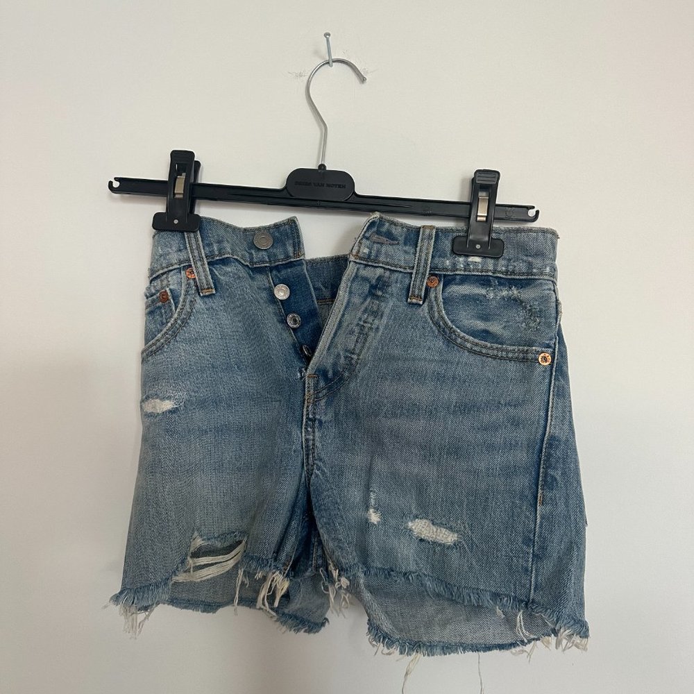 Levi's 501 Wedgie Short - Size 24